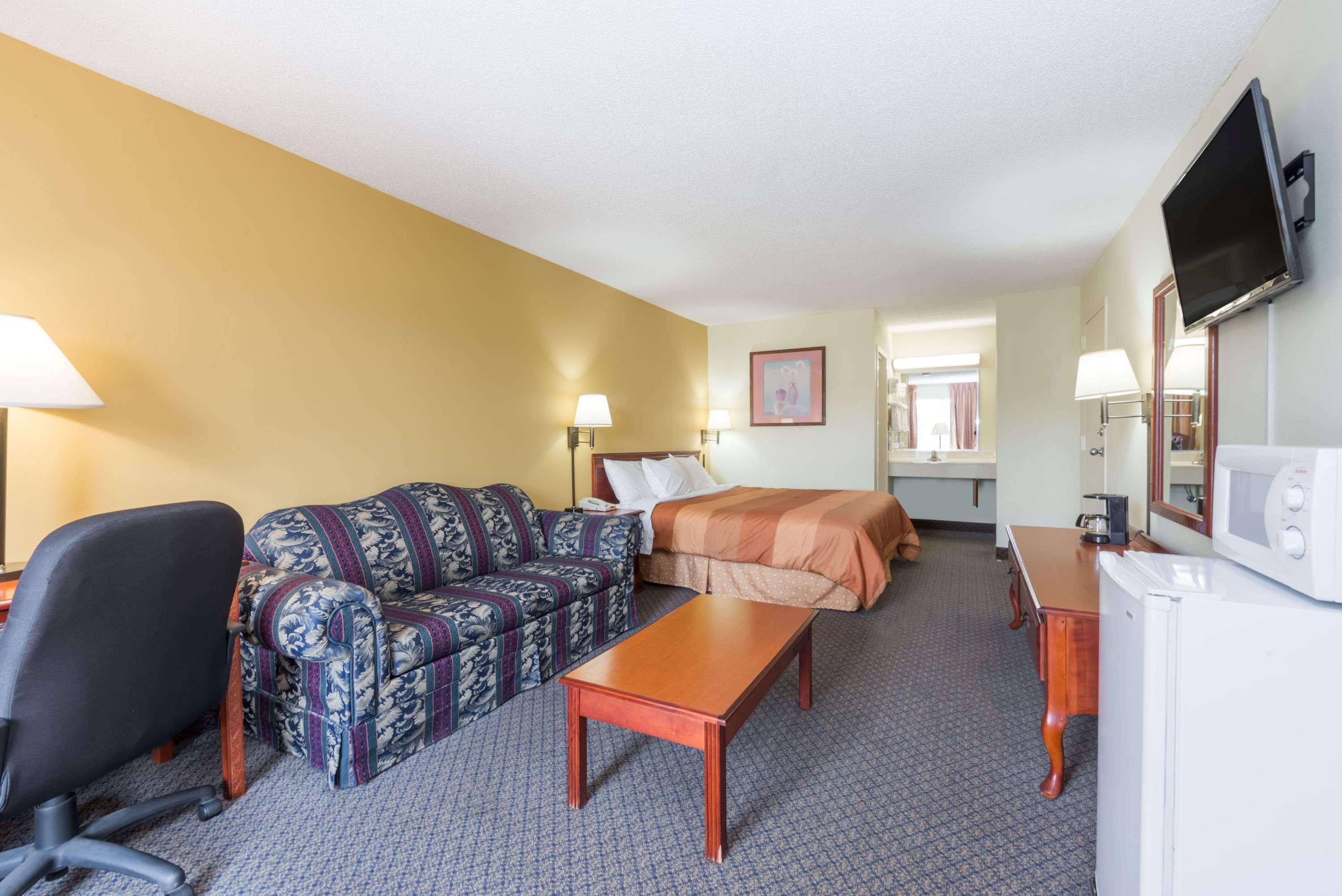 Days Inn By Wyndham פורט פיין מראה חיצוני תמונה