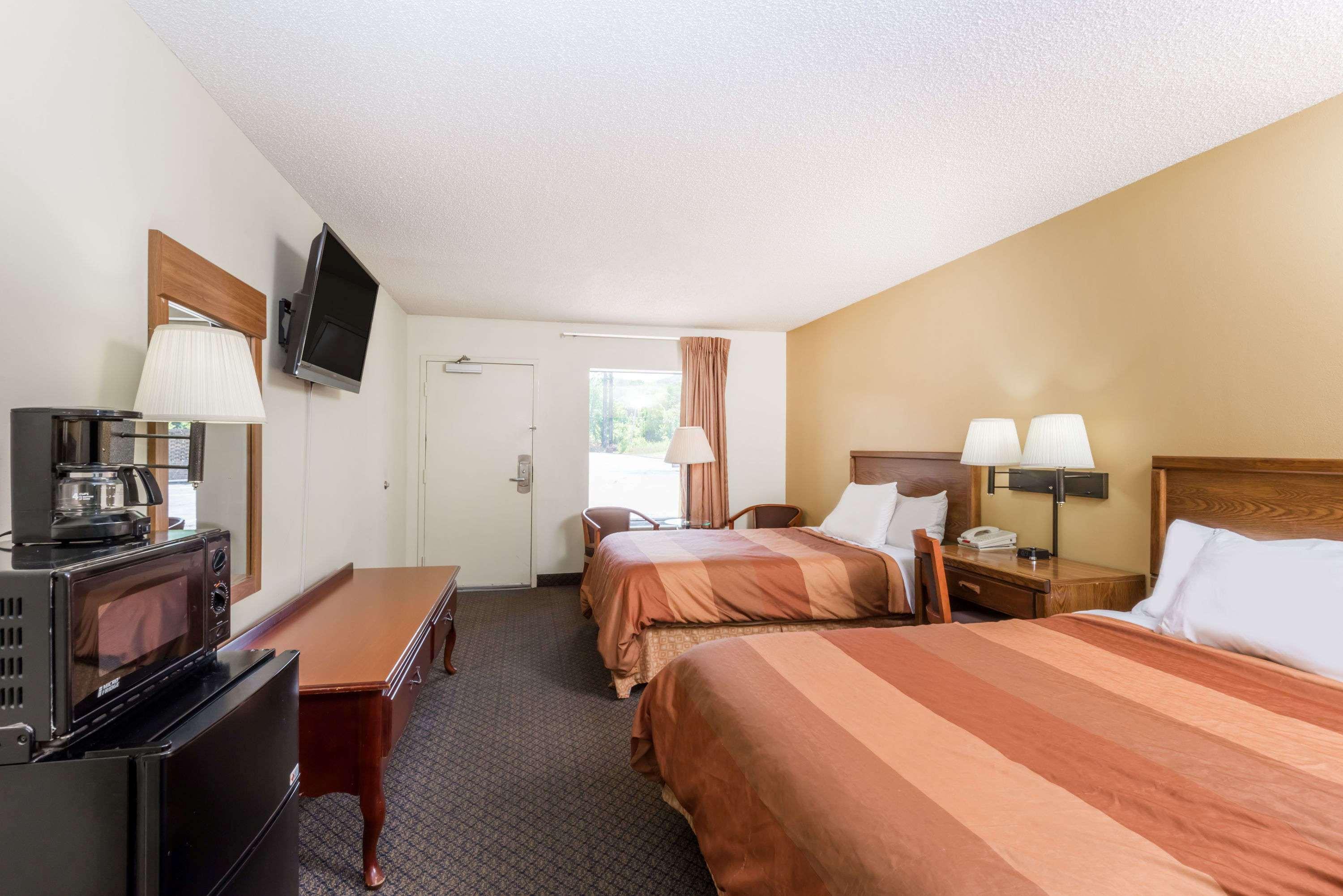 Days Inn By Wyndham פורט פיין מראה חיצוני תמונה
